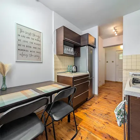 Apartman Rynek 3-bedroom By Bookinghost Wrocław