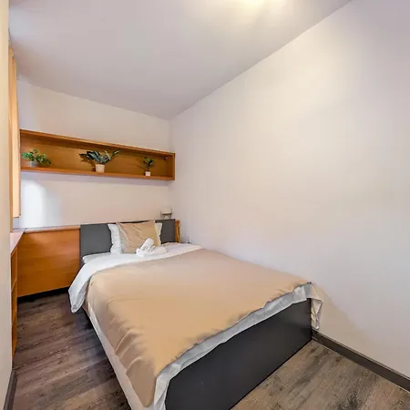 Apartman Rynek 3-bedroom By Bookinghost Wrocław