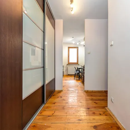 Rynek 3-bedroom By Bookinghost Apartman Wrocław