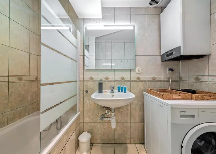 아파트 Rynek 3-bedroom By Bookinghost *