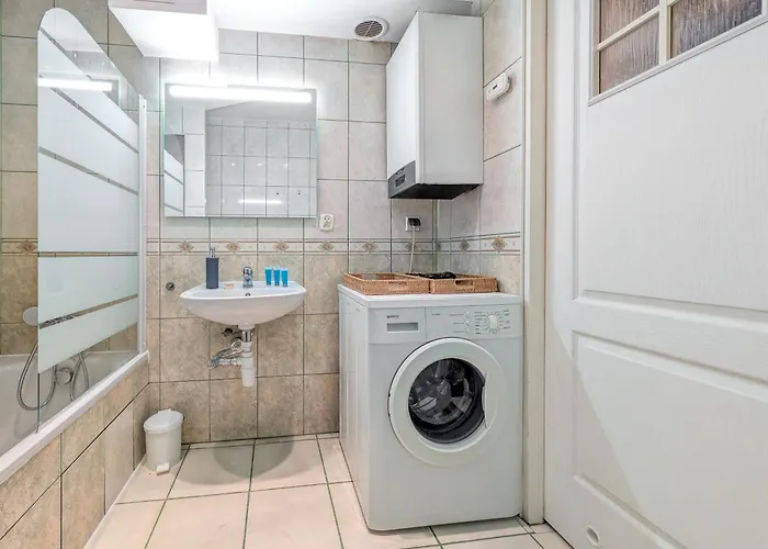 Rynek 3-bedroom By Bookinghost 아파트 브로츠와프